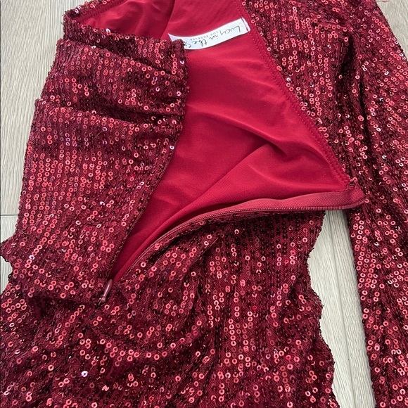 Lucy in the Sky Dark Red Elegant One-Shoulder Sequin Mini Dress Size Small - Picture 9 of 10